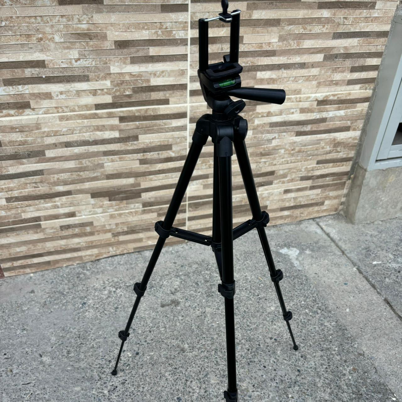 TRIPODE PARA CÁMARA 📸 Y CELULAR 📲 3120A